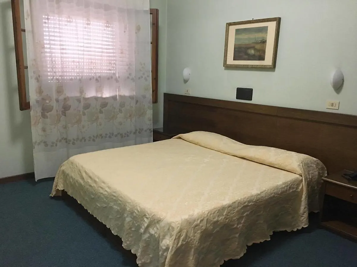 Ponte Buggianese Albergo Meucci فندق Ponte Buggianese