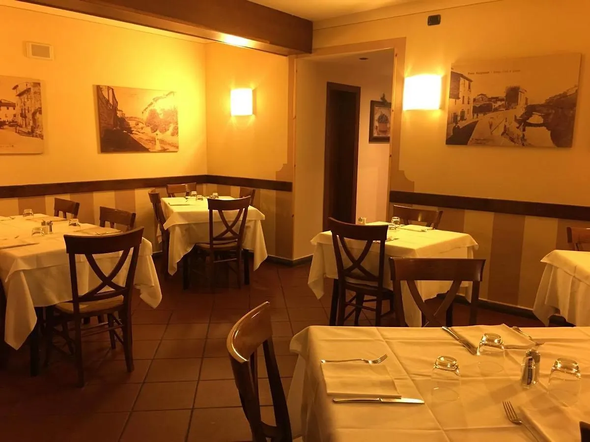 Ponte Buggianese Albergo Meucci 3*, Ponte Buggianese إيطاليا